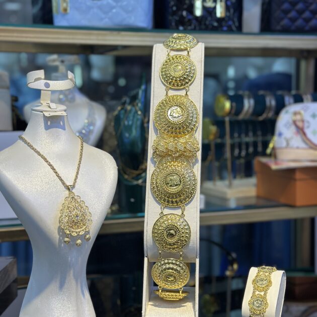💛محزمة + مسكية + قورمات ✨